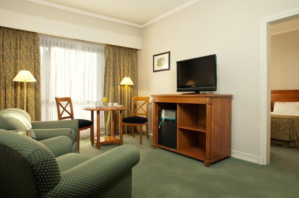 Hotel Austral Express Comodoro Rivadavia Exterior foto