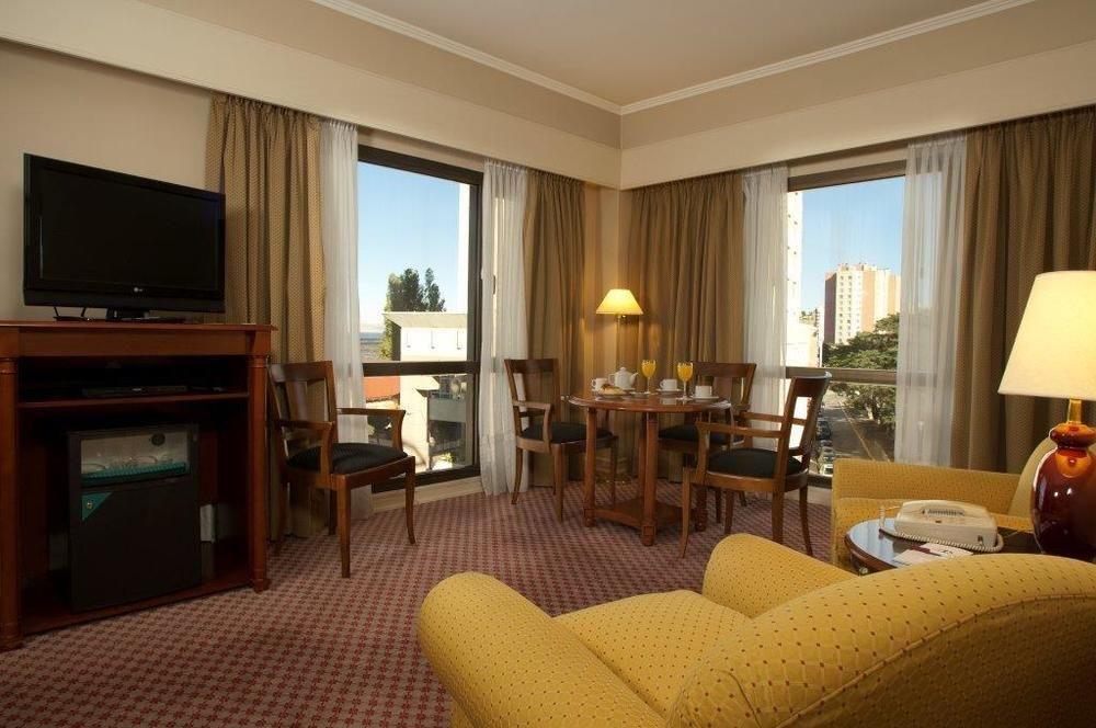 Hotel Austral Express Comodoro Rivadavia Exterior foto